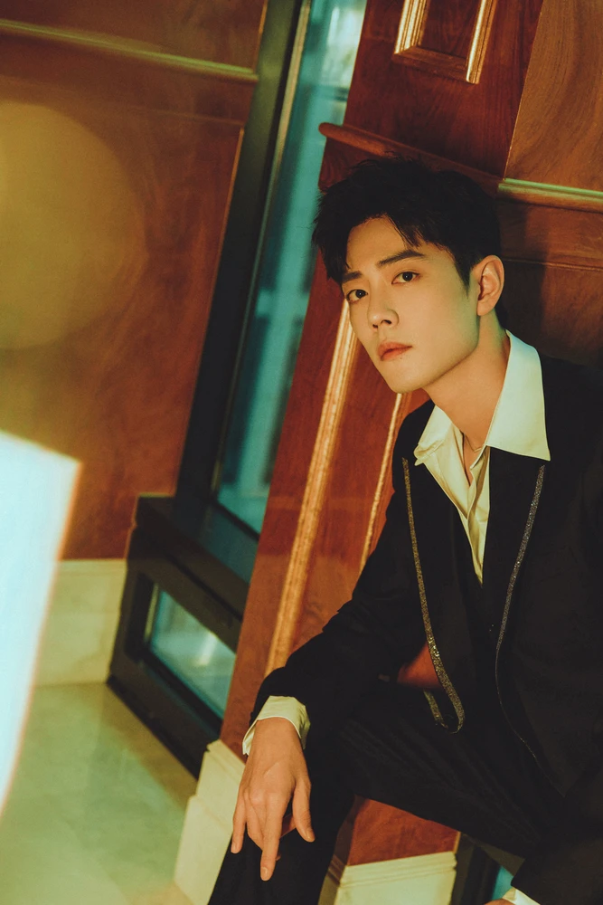 网络视听年度盛典西装